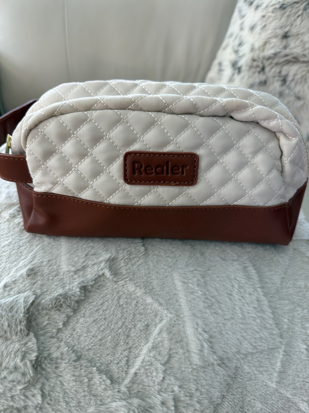 Realer Quilted Cream and Brown Womens Pouch